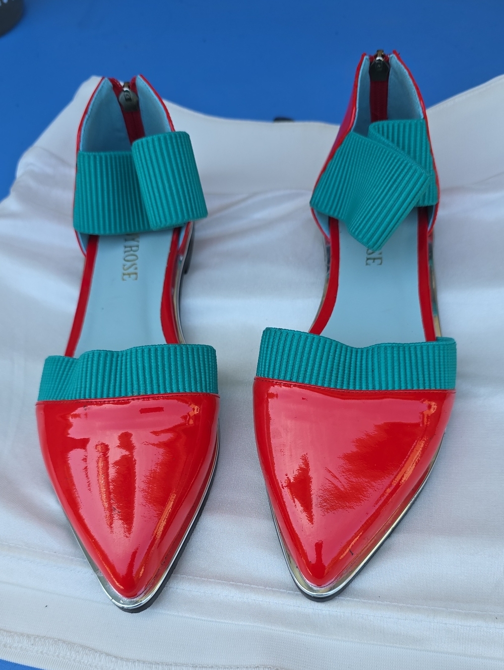 Jady Rose Women's Red Patent Pointed Flats with Teal Accent